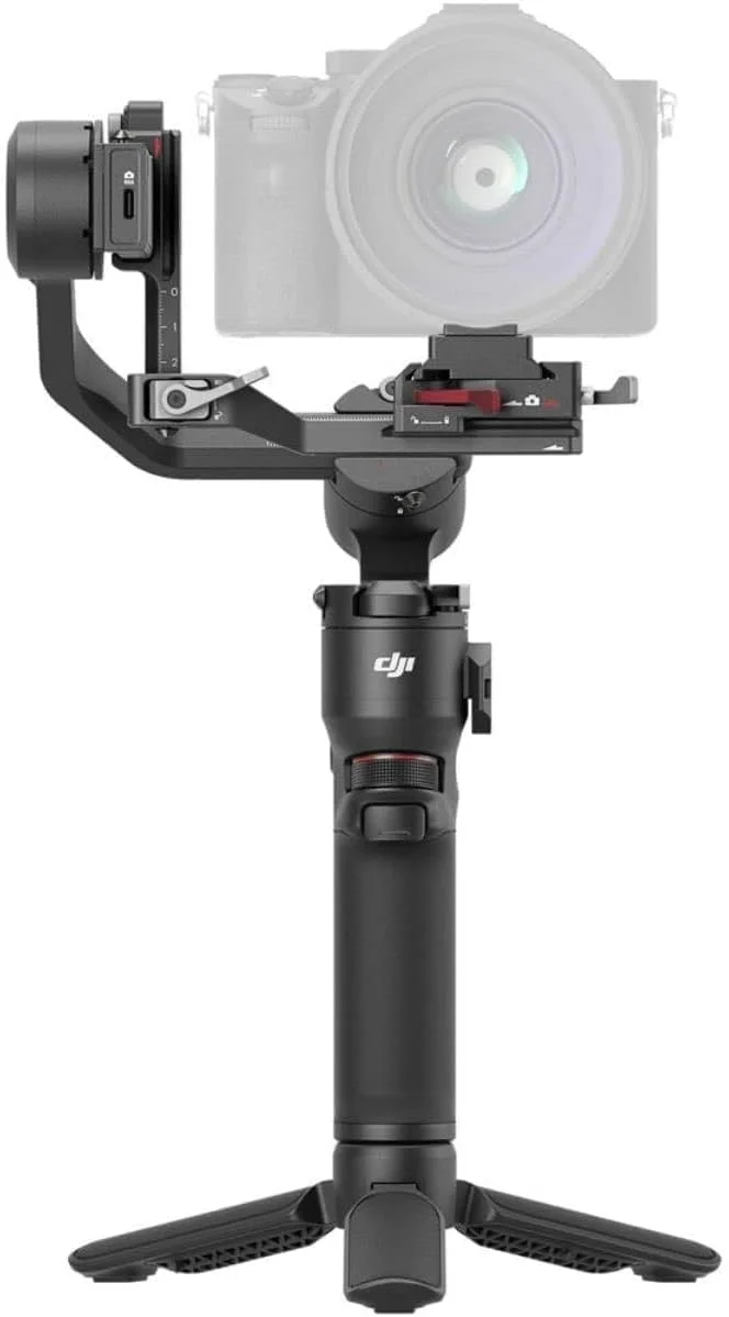 DJI RS 3 Mini، لرزشگیر سبک وزن 3 محوره برای دوربین های بدون آینه کانن/سونی/پاناسونیک/نیکون/فوجی فیلم، بارگیری تست شده 2 کیلوگرم (4.4 پوند)، کنترل شاتر بلوتوث، فیلمبرداری عمودی بومی