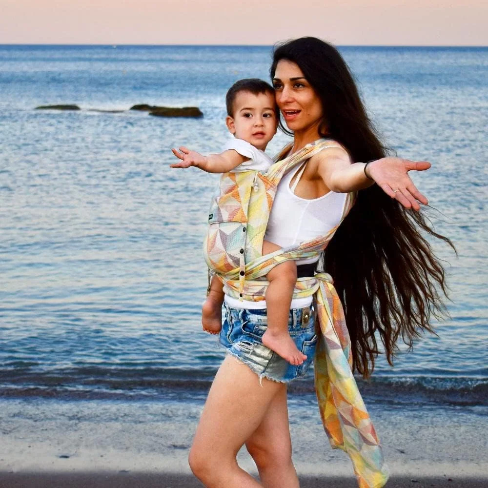 Didymos DidyKlick 4u Baby Carrier - Halfbuckle Carrier Zephyr - for Babies and Toddlers from 3.5 kg to 20 kg - Ergonomic Sitting Posture - Belly Carrier - Hip Carrier - Back Carrier Didymos DidyKlick 4u Baby Carrier - Halfbuckle Carrier Zephyr - for Babies and Toddlers from 3.5 kg to 20 kg - Ergonomic Sitting Posture - Belly Carrier - Hip Carrier - Back Carrier