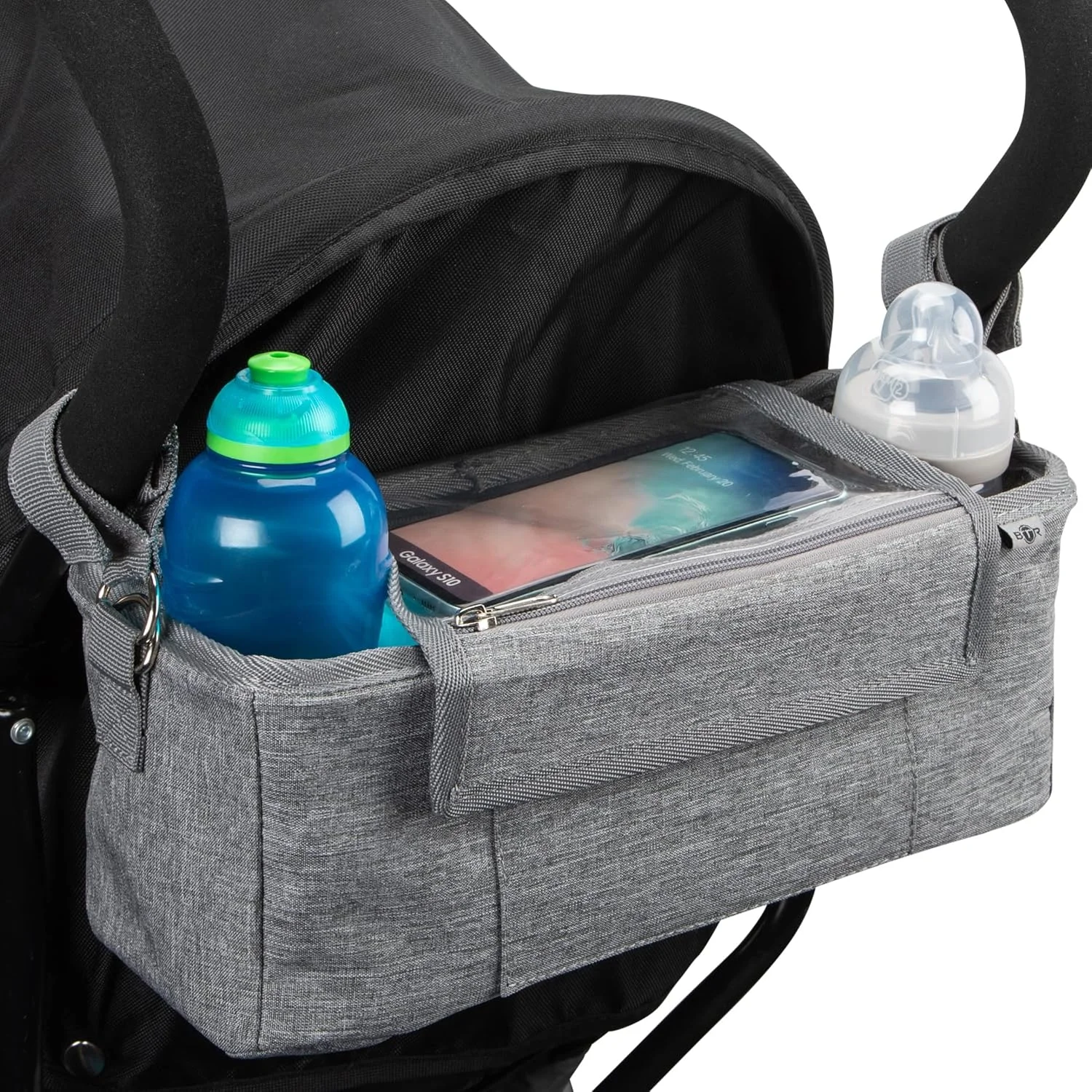 کیف لوازم کودک با جای موبایل و روکش ضد آب. مناسب برای همه کالسکه ها. کیف لوازم و سازمان دهنده جهانی کالسکه BTR کیف لوازم کودک با جای موبایل و روکش ضد آب. مناسب برای همه کالسکه ها. کیف لوازم و سازمان دهنده جهانی کالسکه BTR