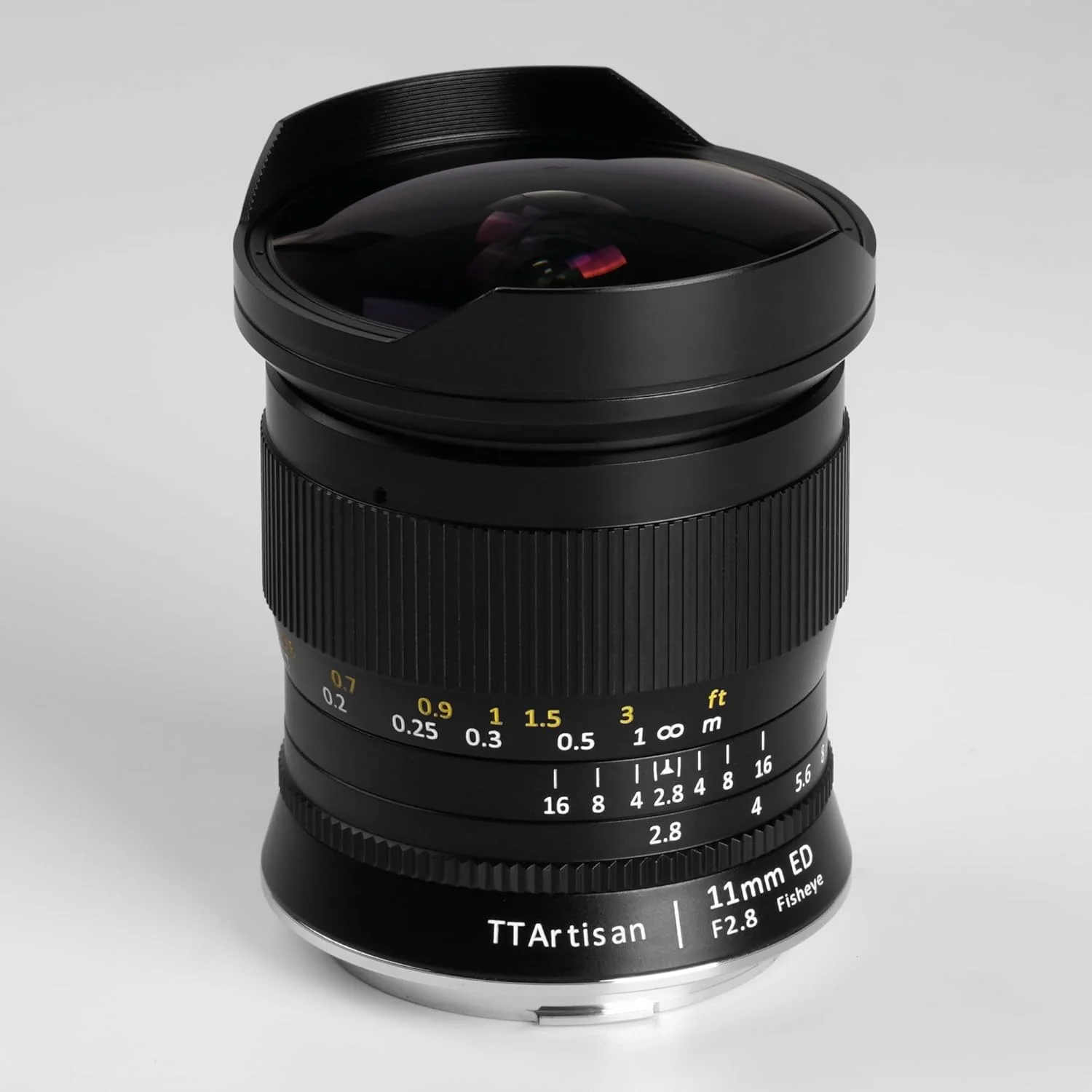 لنز دستی 11mm F2.8 فول فریم الترا واید فیش آی TTArtisan برای مانت Canon EOS-R مدل های EOS R, EOS RP, EOS R5, EOS R6 لنز دستی 11mm F2.8 فول فریم الترا واید فیش آی TTArtisan برای مانت Canon EOS-R مدل های EOS R, EOS RP, EOS R5, EOS R6