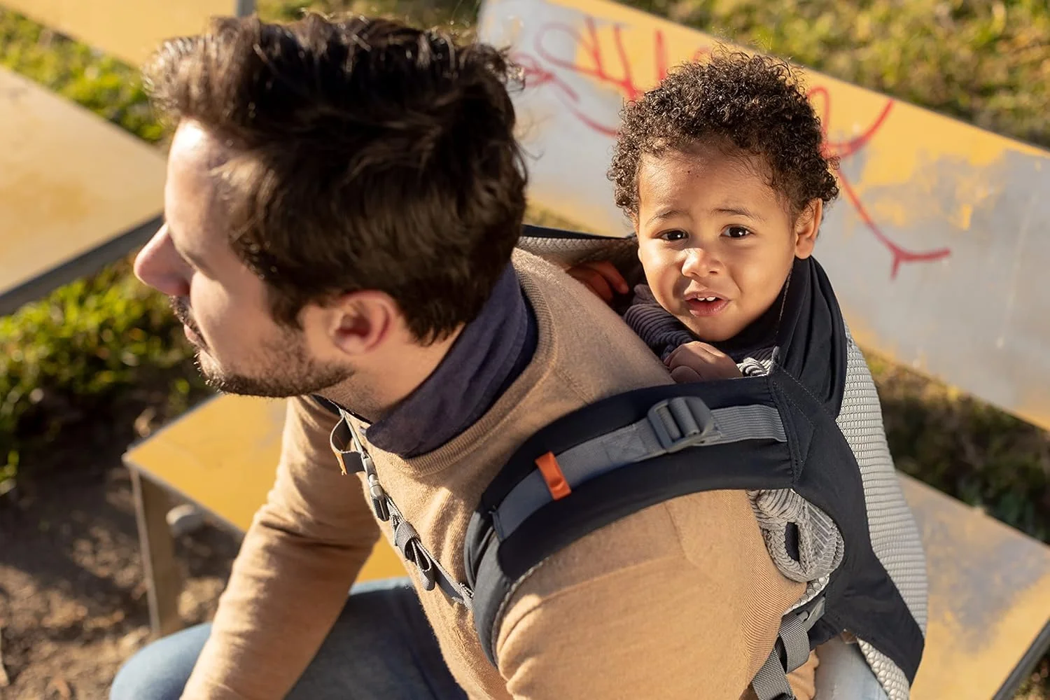 کوله پشتی حمل کودک نوپا Beco، سرمه ای خنک، مناسب برای کودکان 9 تا 27 کیلوگرم، طراحی شده برای نگهداری کودکان نوپا با نشیمنگاه فوق العاده پهن کوله پشتی حمل کودک نوپا Beco، سرمه ای خنک، مناسب برای کودکان 9 تا 27 کیلوگرم، طراحی شده برای نگهداری کودکان نوپا با نشیمنگاه فوق العاده پهن