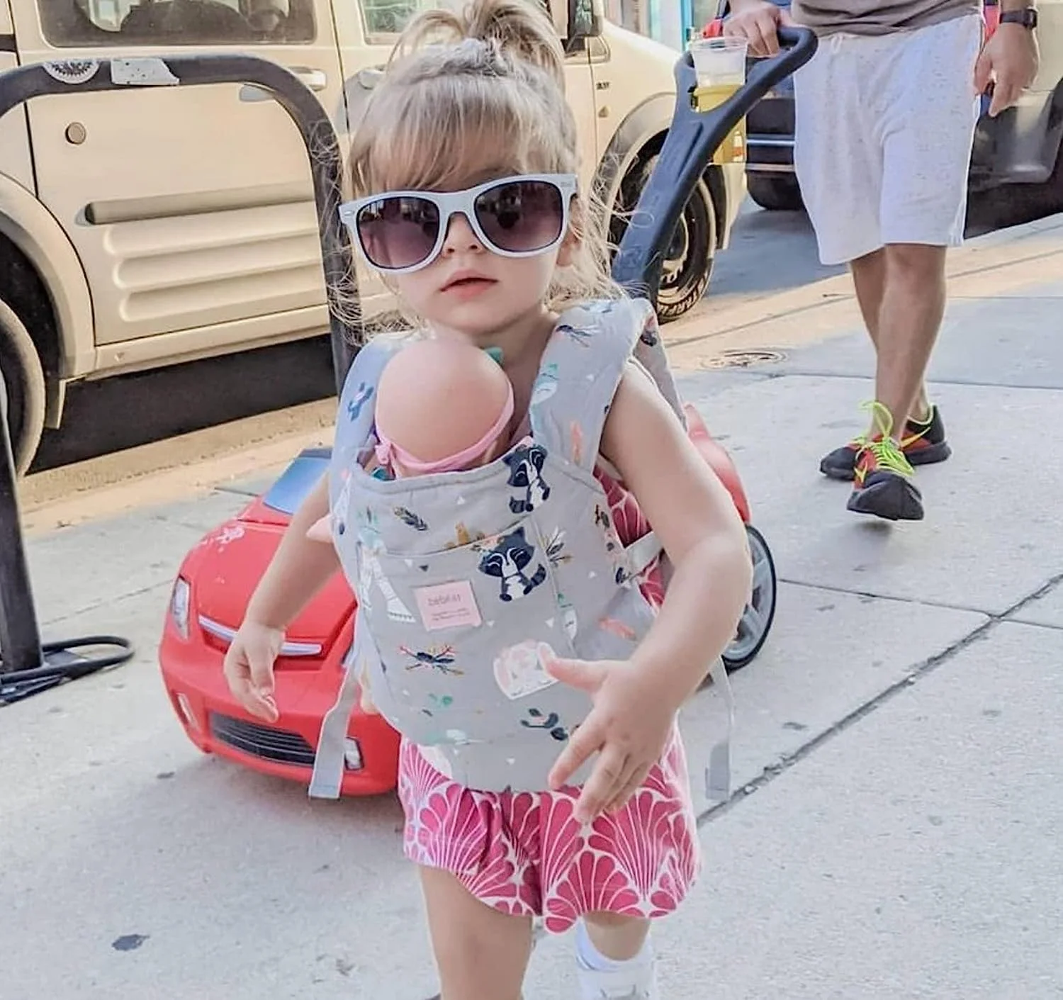 حامل عروسک دخترانه Bebamour، اسلینگ نرم 3 در 1 برای کودکان، لوازم جانبی عروسک 100% پنبه (گل های سبز) حامل عروسک دخترانه Bebamour، اسلینگ نرم 3 در 1 برای کودکان، لوازم جانبی عروسک 100% پنبه (گل های سبز)