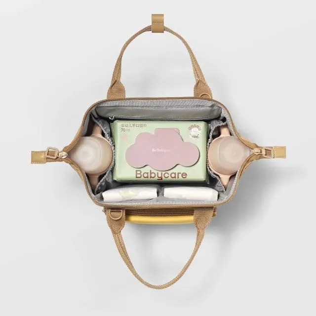 کیف کوچک لوازم کودک Babycare - طراحی ساده - دارای بندهای کناری - حجم راحت - سبز روشن کیف کوچک لوازم کودک Babycare - طراحی ساده - دارای بندهای کناری - حجم راحت - سبز روشن