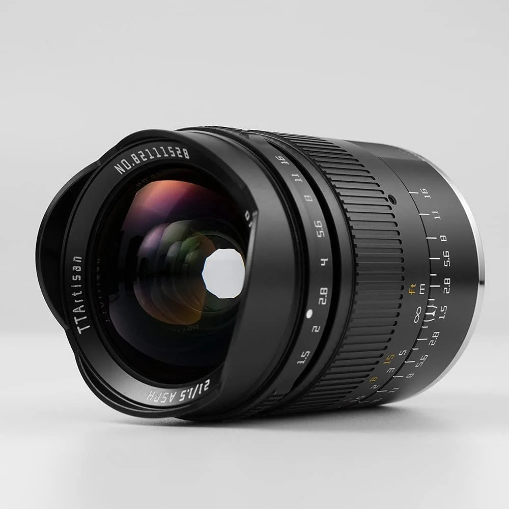 لنز فول فریم 21mm F1.5 تی‌تی‌آرتیسان برای دوربین‌های سونی با مانت E مانند Sony A7 A7ll A7lll A7R A7RlV A7S A7SII A7SIII A9 A5000 A6400 A6500 A6600