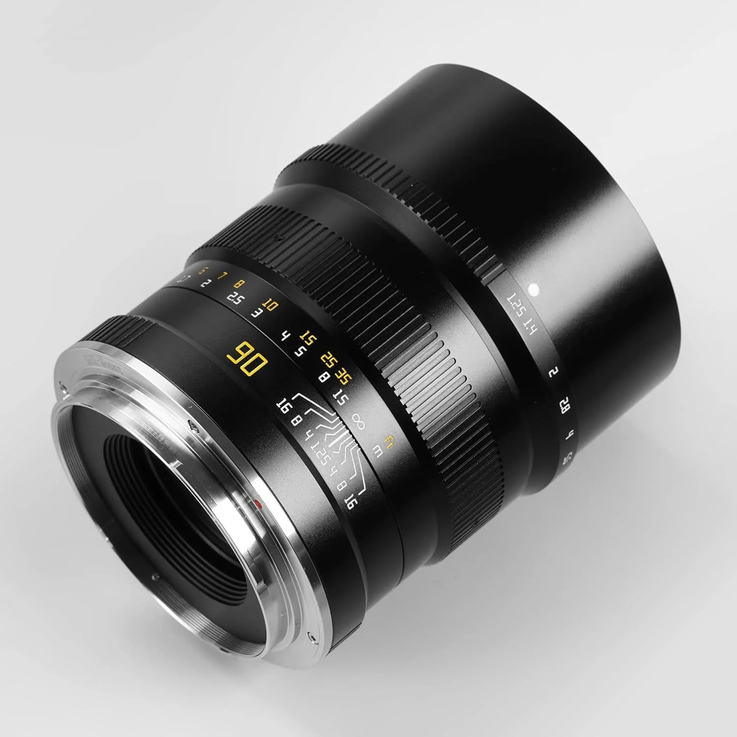 لنز دوربین TTArtisan 90mm F1.25 ASPH با فاصله کانونی مطلوب برای دوربین های فول فریم با مانت فوجی GFX مدل های GFX100, GFX 50S, GFX 50R, GFX100S لنز دوربین TTArtisan 90mm F1.25 ASPH با فاصله کانونی مطلوب برای دوربین های فول فریم با مانت فوجی GFX مدل های GFX100, GFX 50S, GFX 50R, GFX100S