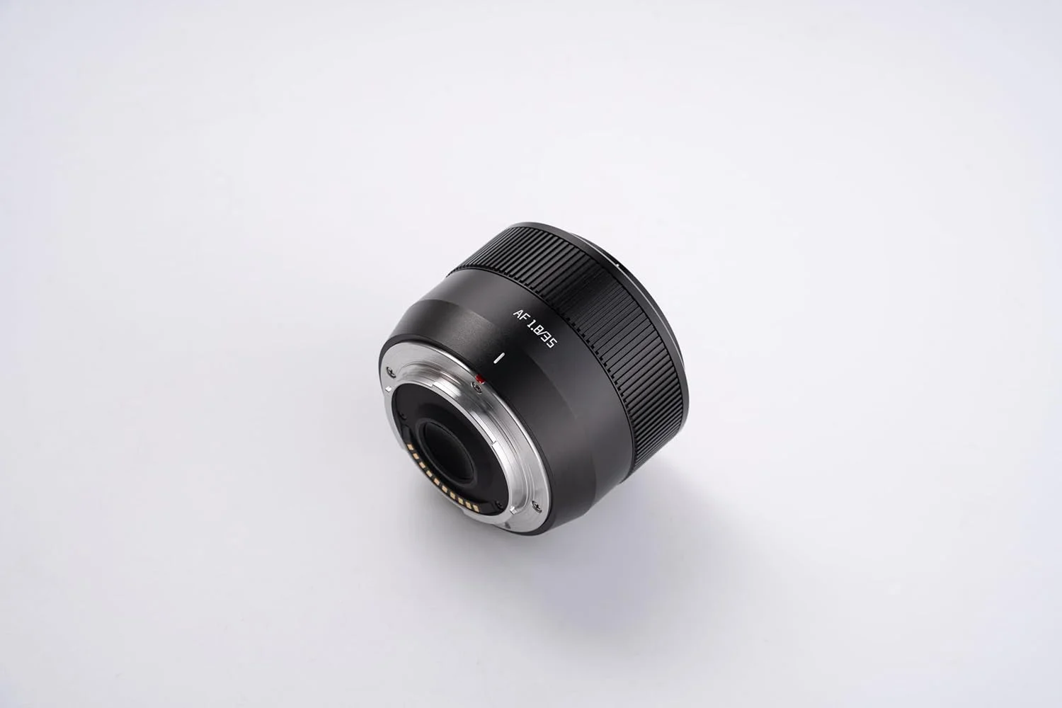 لنز TTArtisan 35mm F1.8 II با بدنه فلزی و فوکوس خودکار سازگار با مانت FujiFilm FX - مشکی لنز TTArtisan 35mm F1.8 II با بدنه فلزی و فوکوس خودکار سازگار با مانت FujiFilm FX - مشکی