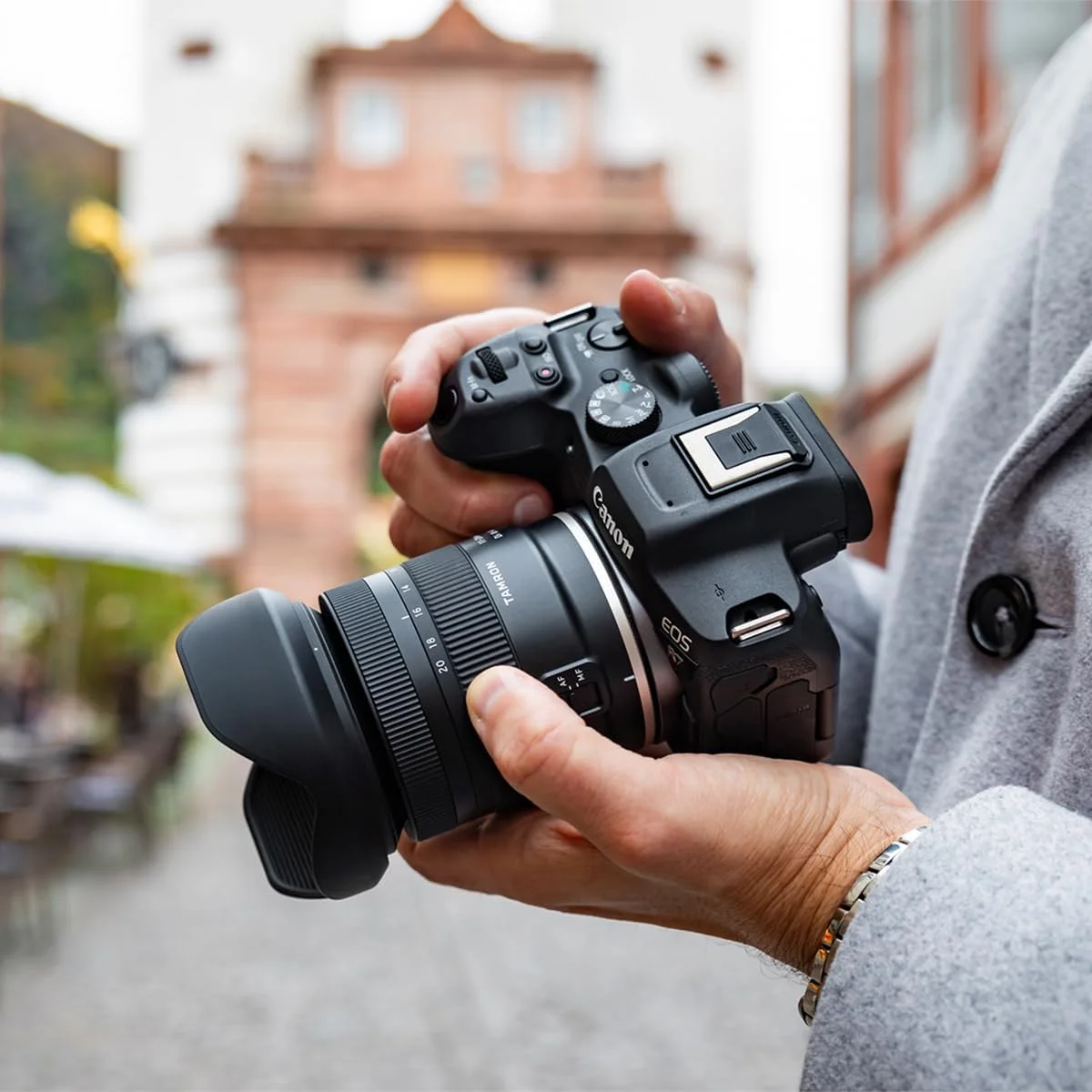 لنز تامرون 11-20mm F/2.8 Di III-A RXD برای مانت Canon RF APS-C لنز تامرون 11-20mm F/2.8 Di III-A RXD برای مانت Canon RF APS-C