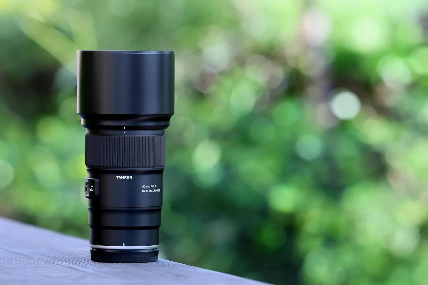 لنز تامرون 90 میلیمتر F/2.8 Di III Macro VXD برای نیکون Z-Mount لنز تامرون 90 میلیمتر F/2.8 Di III Macro VXD برای نیکون Z-Mount