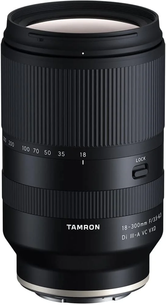 لنز زوم تامرون 18-300mm F/3.5-6.3 Di III-A VC VXD - مدل B061S نسخه امارات متحده عربی برای دوربین های بدون آینه APS-C سونی