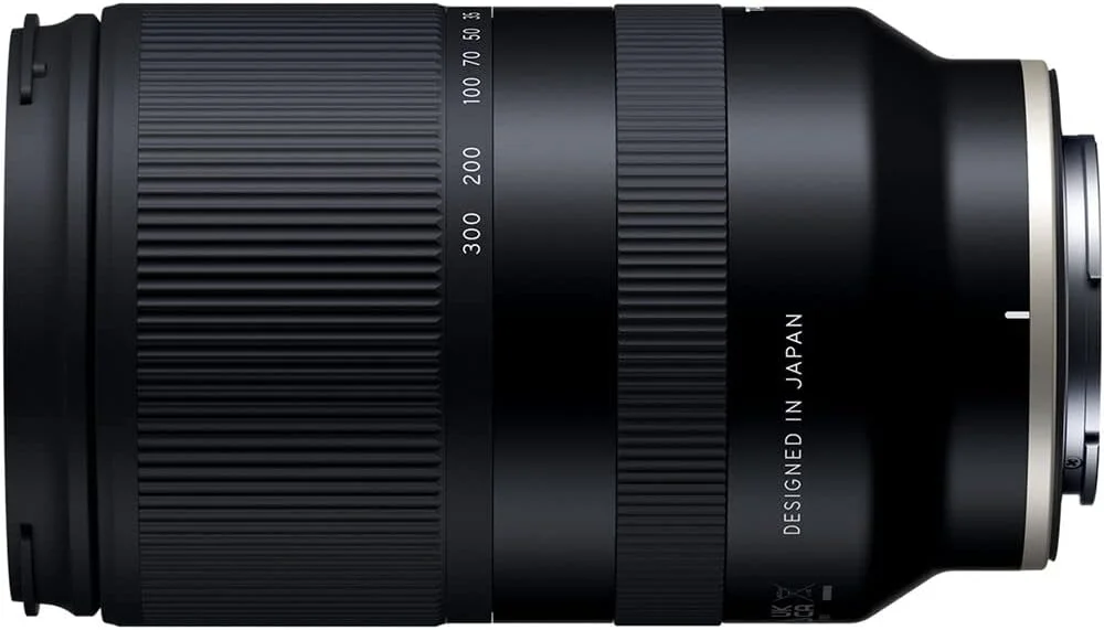 لنز زوم تامرون 18-300mm F/3.5-6.3 Di III-A VC VXD - مدل B061S نسخه امارات متحده عربی برای دوربین های بدون آینه APS-C سونی