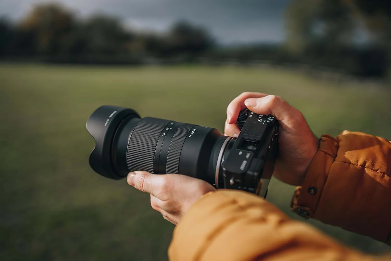 لنز تامرون 17-70mm F/2.8 DI III-A VC Rxd نسخه امارات برای سونی لنز تامرون 17-70mm F/2.8 DI III-A VC Rxd نسخه امارات برای سونی