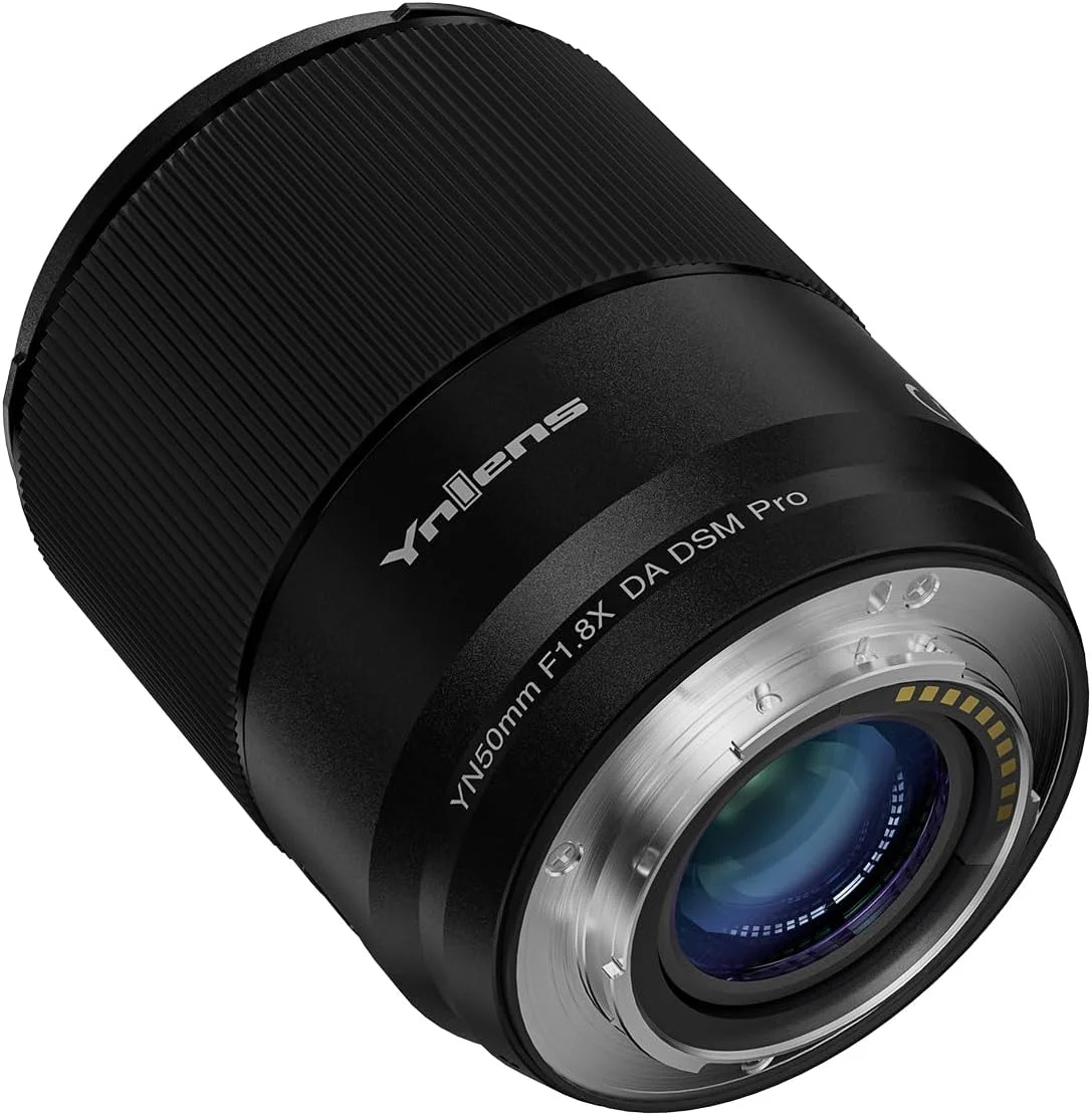 لنز استاندارد پرایم 50 میلیمتری یونگنو YN50MM F1.8X DA DSM Pro با فوکوس خودکار APS-C برای دوربینهای فوجی X-Mount لنز استاندارد پرایم 50 میلیمتری یونگنو YN50MM F1.8X DA DSM Pro با فوکوس خودکار APS-C برای دوربینهای فوجی X-Mount