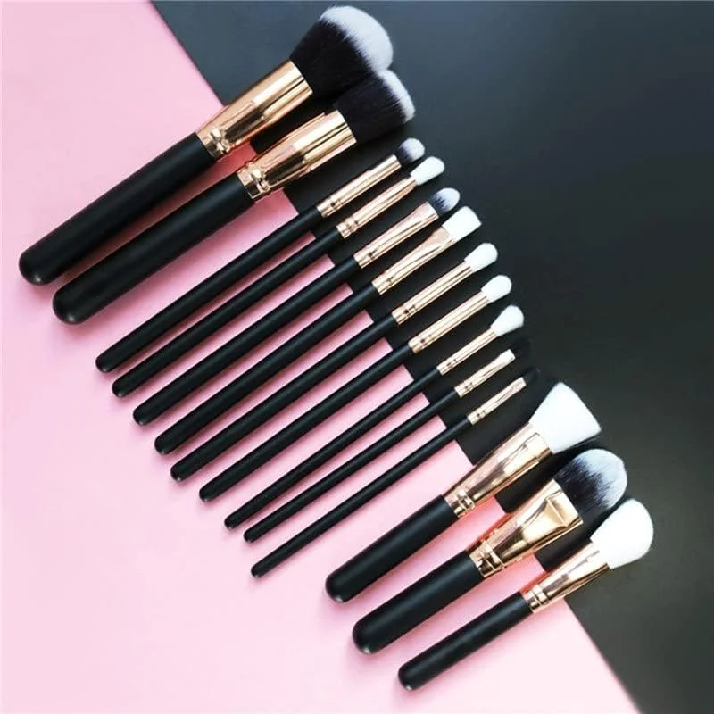 ست برس آرایشی 15 عددی SKipdr، شامل برس های کرم پودر، رژگونه، سایه چشم، لب و ابزار آرایشی چوبی