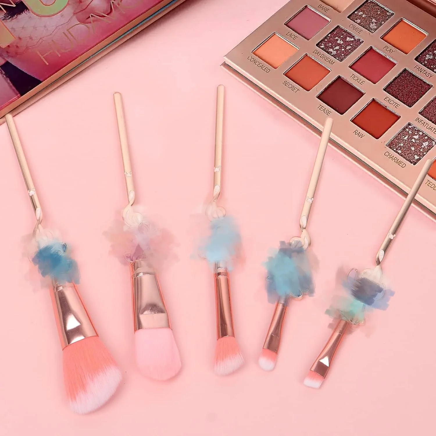 shengo Stitch Eyeshado Face Powder Makeup Brush with Storage Bag, 5Pcs Stitch Makeup Brush Set,Stitch Theme Cosmetic Brushes for Powder Eyeshadow Blushes Lip, Kawaii Stitch Gifts for Girl Women shengo Stitch Eyeshado Face Powder Makeup Brush with Storage Bag, 5Pcs Stitch Makeup Brush Set,Stitch Theme Cosmetic Brushes for Powder Eyeshadow Blushes Lip, Kawaii Stitch Gifts for Girl Women
