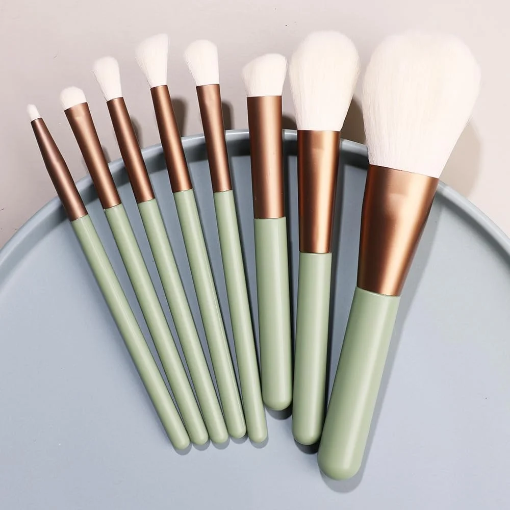 ست برس آرایشی نامزی 8 عددی، برس های ممتاز مصنوعی برای کرم پودر، کانسیلر، سایه چشم و رژگونه، سبز