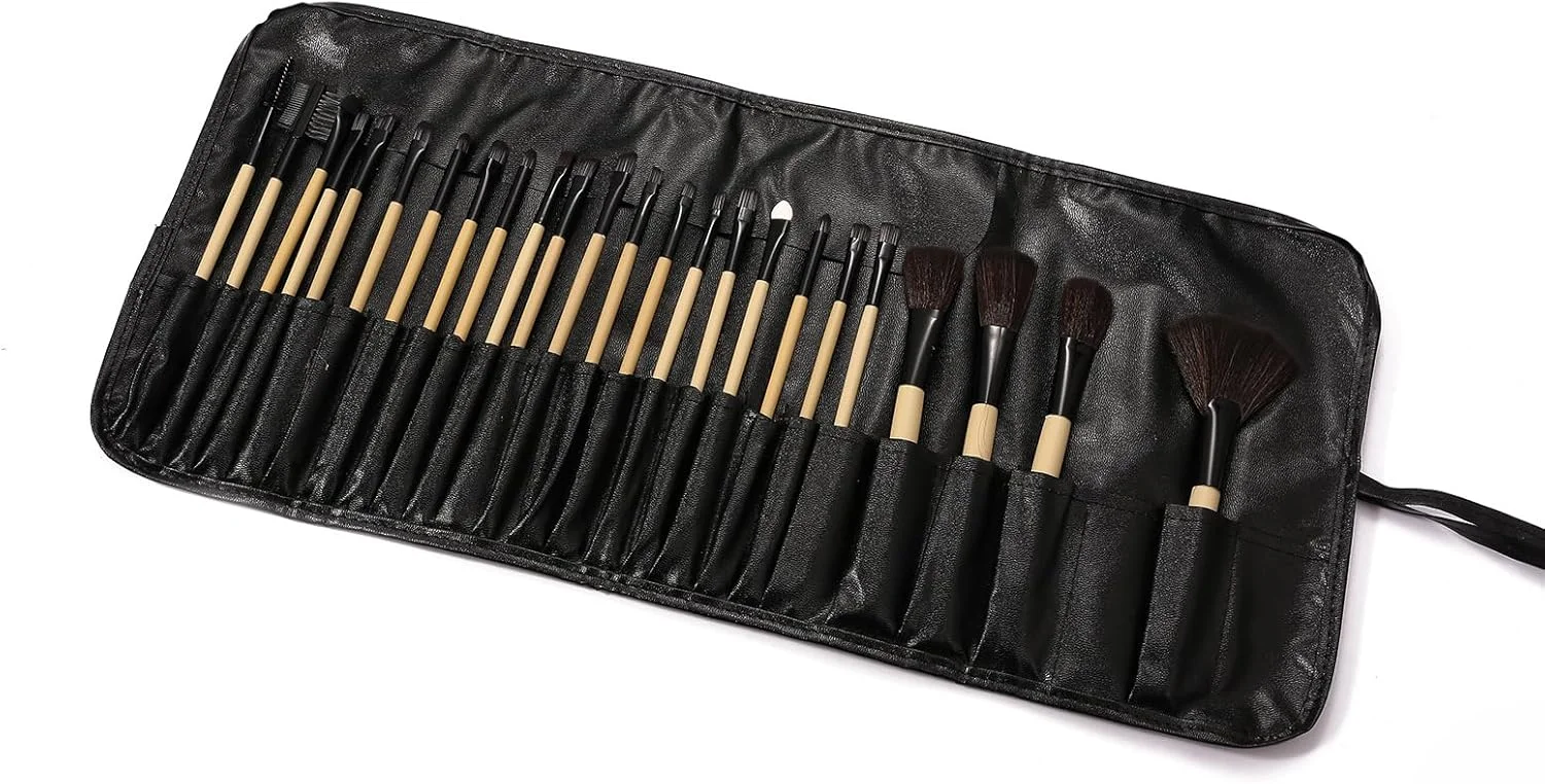 ست برس آرایشی نامزی 24 عددی، برس های آرایشی با کیفیت عالی، شامل برس های کرم پودر، کانسیلر، سایه چشم، رژگونه، با موهای مصنوعی و دسته چوبی به رنگ چوب به همراه کیف نگهداری مشکی