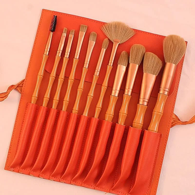 ست برس آرایشی با موهای نرم 11 تکه رژگونه (E)