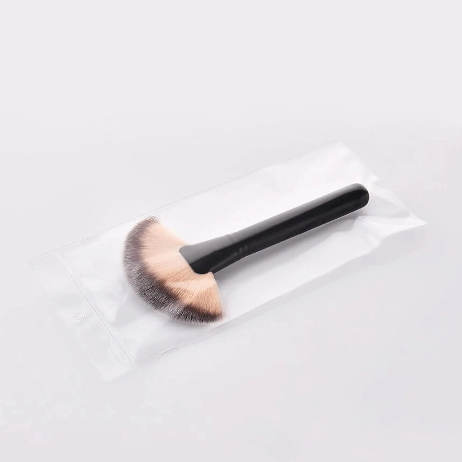 ست برس آرایشی 3 عددی، مجموعه برس های پخش کننده آرایش، برس پودر، کرم پودر، سایه چشم، ابزار ترکیبی و تقویت کننده