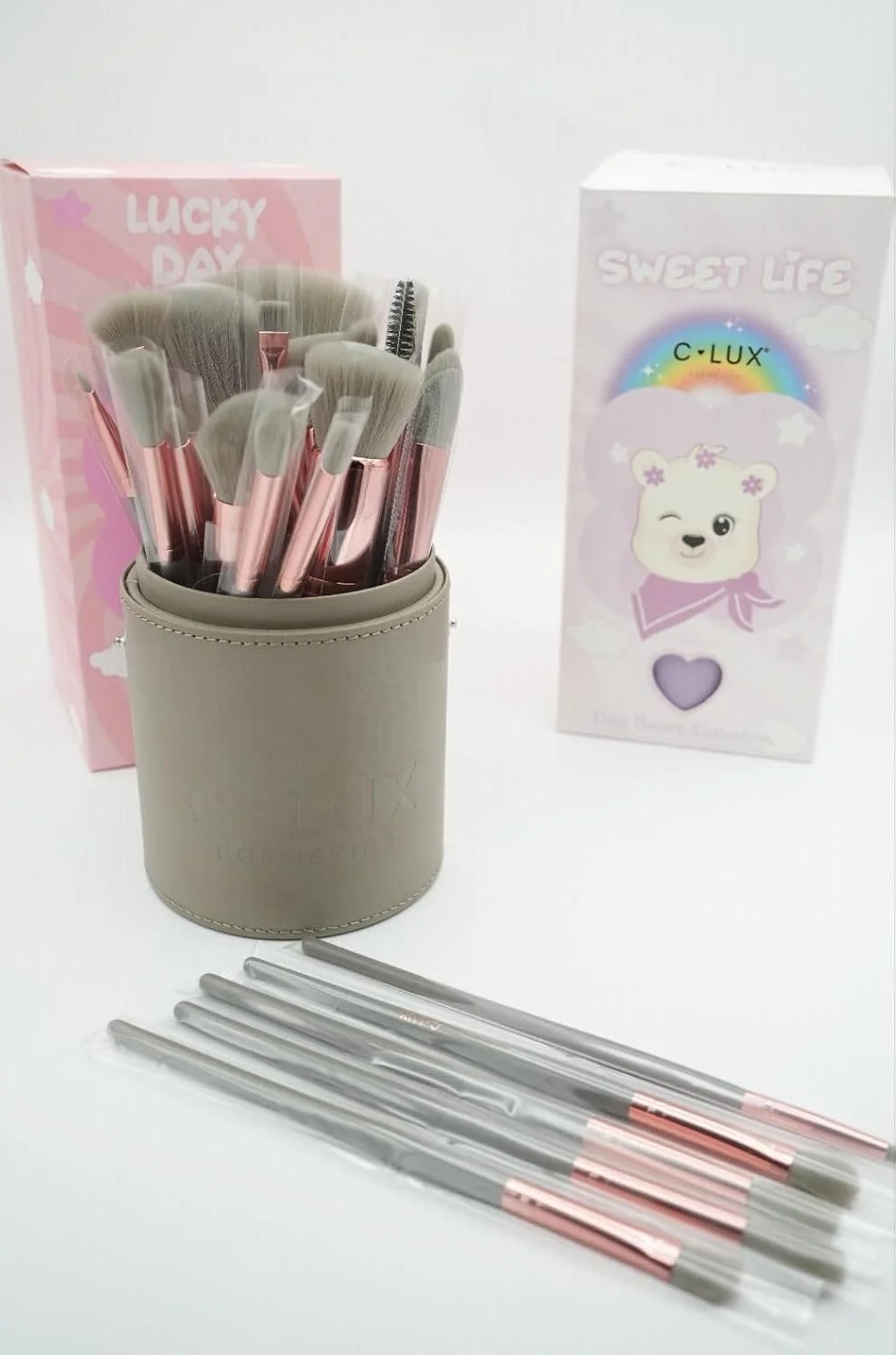 ست برس آرایشی 24 تکه Make It Sweet - طراحی خاکستری شیک، موهای نرم مصنوعی، ست کامل برس صورت و چشم به همراه نگهدارنده مناسب مسافرت - ایده آل برای مبتدیان، حرفه ای ها و هدیه دادن