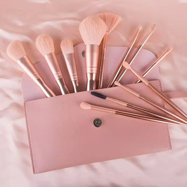 ست برس آرایشی لوکس 12 تکه روکش طلای رز، برس های آرایشی وگان به همراه کیف