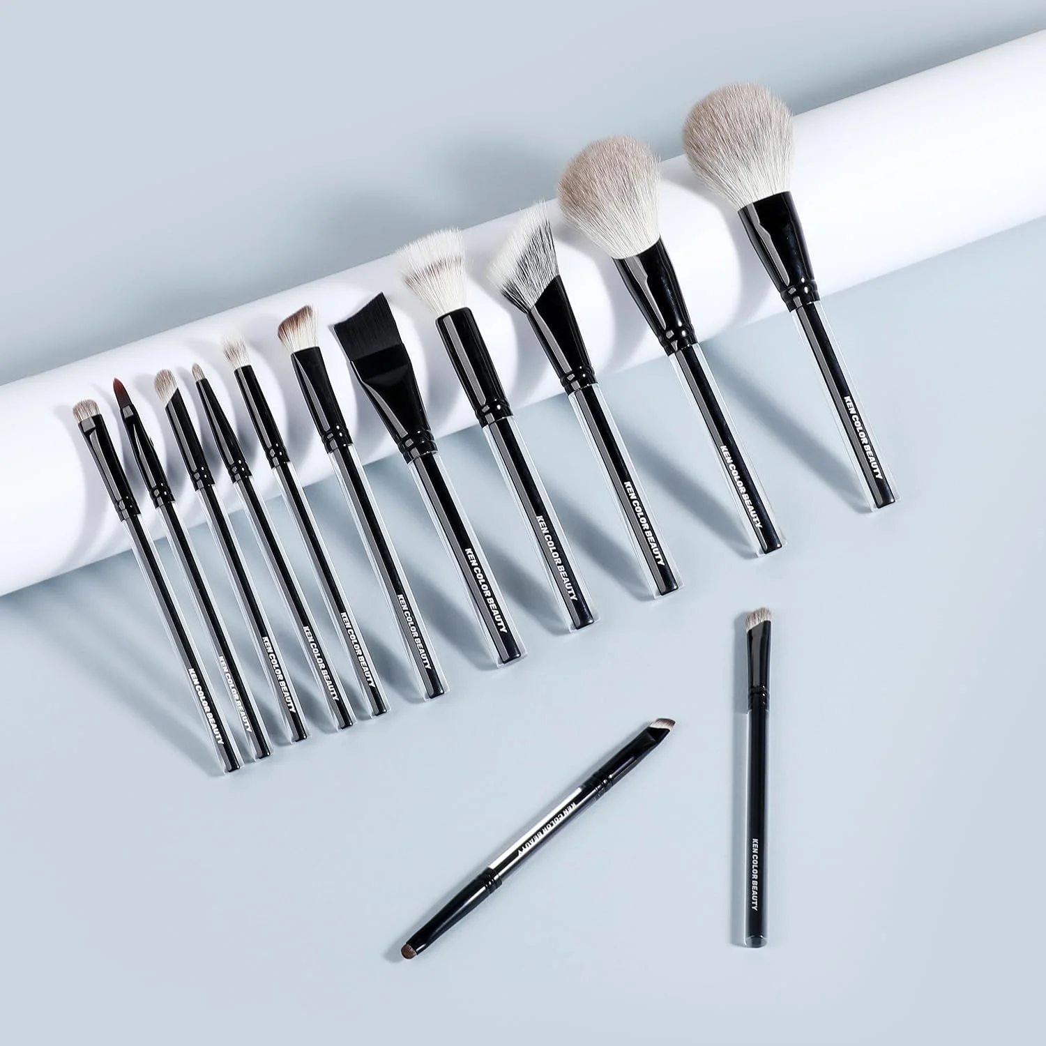 ست برس آرایشی ۱۳ تکه ممتاز کنکالر به همراه کیف مسافرتی چرمی PU - دسته اکریلیک با کیفیت، موهای نرم مصنوعی و طبیعی، متراکم و غیر جاذب، برای استفاده بی نقص