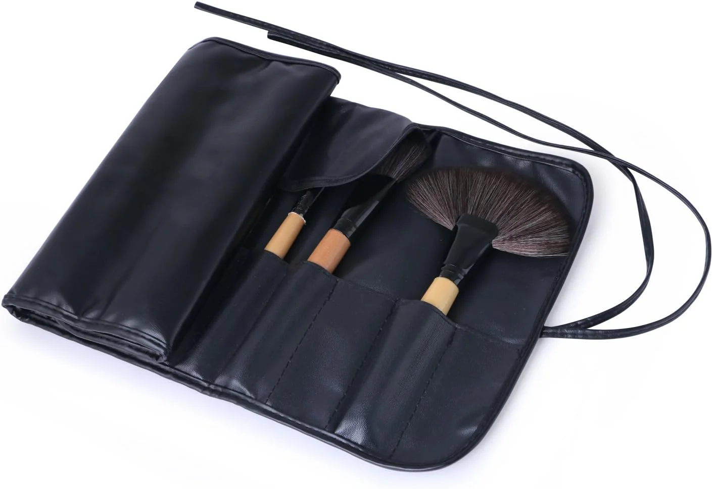 ست برس آرایشی جیائوِر با کیف - ۲۴ عددی - مشکی ست برس آرایشی جیائوِر با کیف - ۲۴ عددی - مشکی