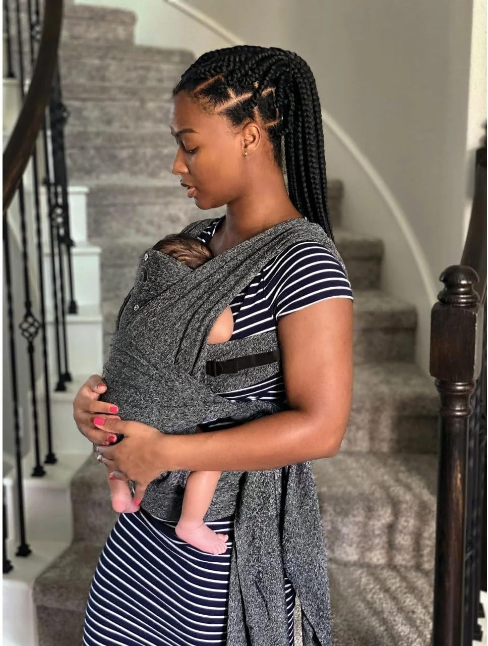 آغوشی نوزاد Boppy Comfyfit Evolution، حمل آسان و قابل تنظیم، آغوشی ارگونومیک برای جلوی مادر با پشتیبانی از سر و گردن، بندهای گره دار پهن، حلقه های بازوی قابل تنظیم آغوشی نوزاد Boppy Comfyfit Evolution، حمل آسان و قابل تنظیم، آغوشی ارگونومیک برای جلوی مادر با پشتیبانی از سر و گردن، بندهای گره دار پهن، حلقه های بازوی قابل تنظیم