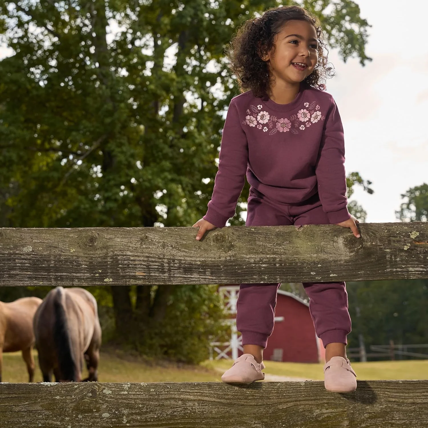 ست بلوز و شلوار دخترانه مدرن مومنتز بای گربر ست بلوز و شلوار دخترانه مدرن مومنتز بای گربر