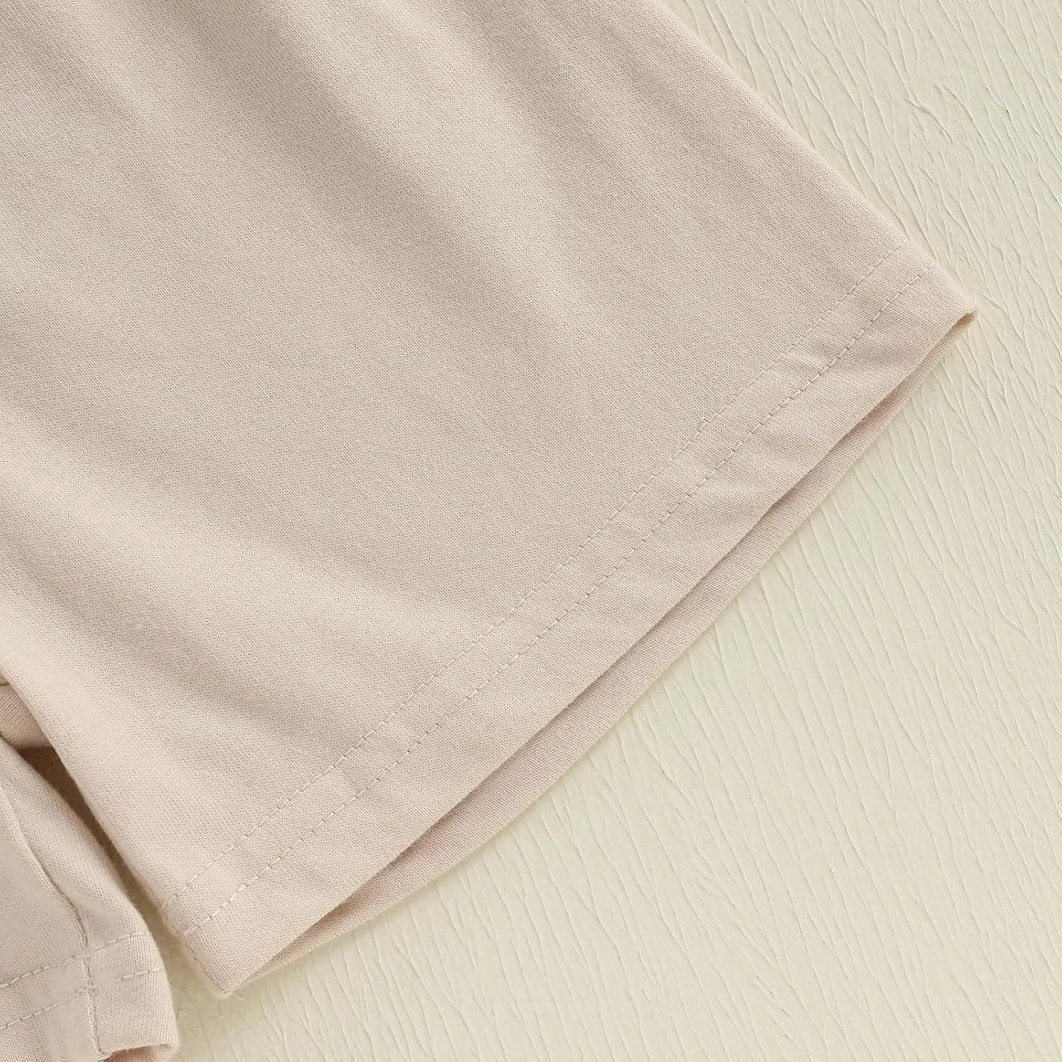 ست پیژامه 2 تکه پسرانه و دخترانه MAHUAOYIXI، آستین کوتاه، یقه برگردان، دکمه دار، شورت با کمر کشی، لباس خواب راحتی ست پیژامه 2 تکه پسرانه و دخترانه MAHUAOYIXI، آستین کوتاه، یقه برگردان، دکمه دار، شورت با کمر کشی، لباس خواب راحتی