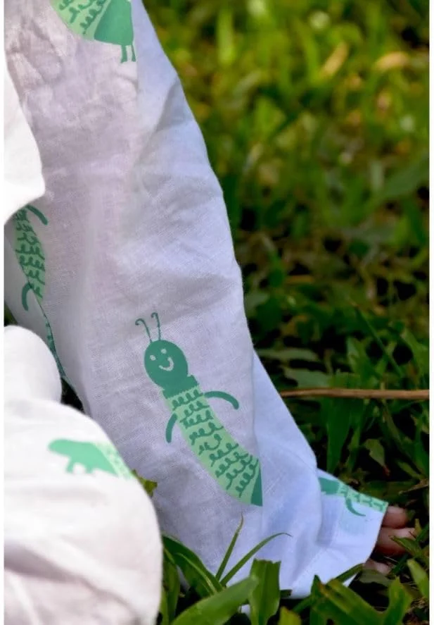 ست لباس راحتی بچگانه، ترکیب تاپ و پیژامه 100% پنبه ارگانیک خالص، لباس خواب پسرانه دخترانه کرم ابریشم گرسنه سفید ست لباس راحتی بچگانه، ترکیب تاپ و پیژامه 100% پنبه ارگانیک خالص، لباس خواب پسرانه دخترانه کرم ابریشم گرسنه سفید