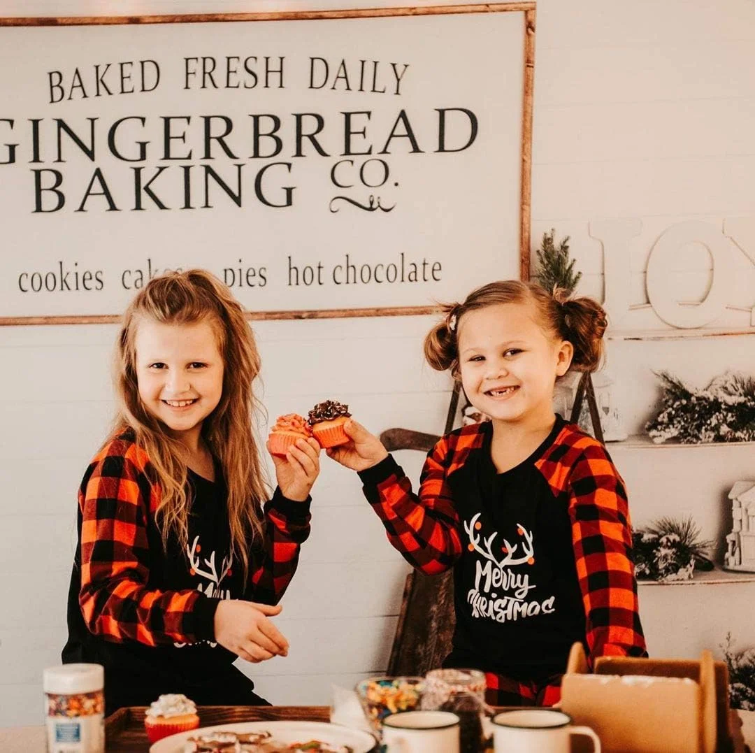 ست لباس خواب خانوادگی ست کریسمس IFFEI، تیشرت آستین بلند با چاپ حروف و طرح چهارخانه و شلوار راحتی 9-12 ماه