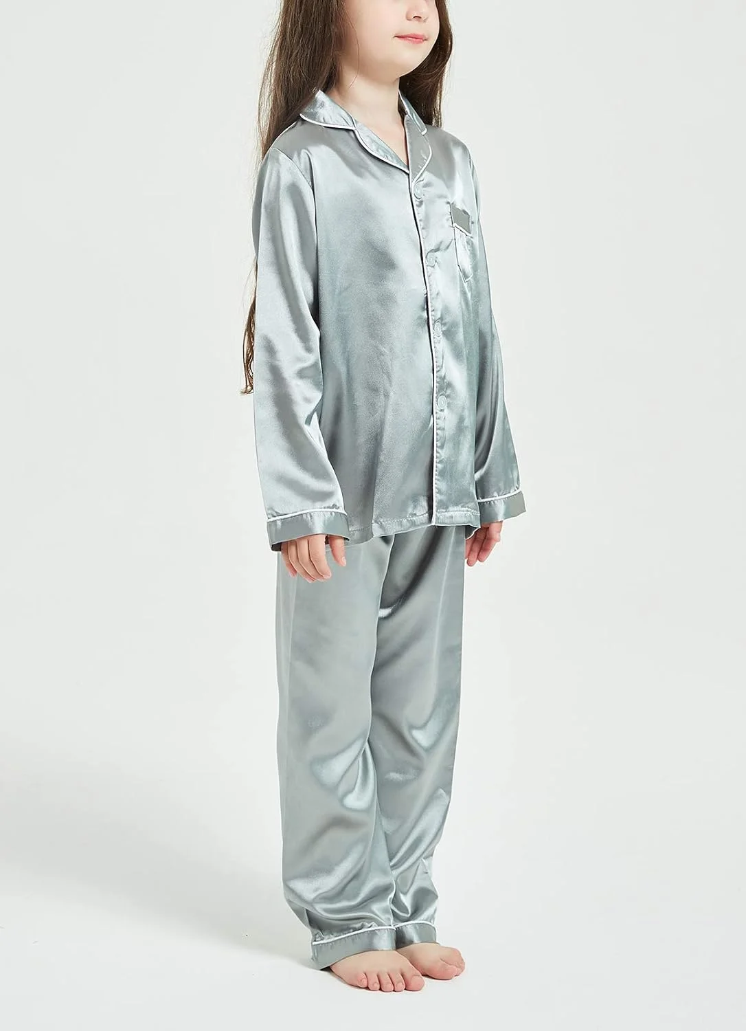 هپی چری - ست لباس خواب ساتن دخترانه پسرانه بچه گانه، لباس راحتی خنک تابستانی با جیب، یقه برگردان، کمر کشی راحت، آستین بلند، شلوار دکمه دار مناسب قد 80-160 هپی چری - ست لباس خواب ساتن دخترانه پسرانه بچه گانه، لباس راحتی خنک تابستانی با جیب، یقه برگردان، کمر کشی راحت، آستین بلند، شلوار دکمه دار مناسب قد 80-160