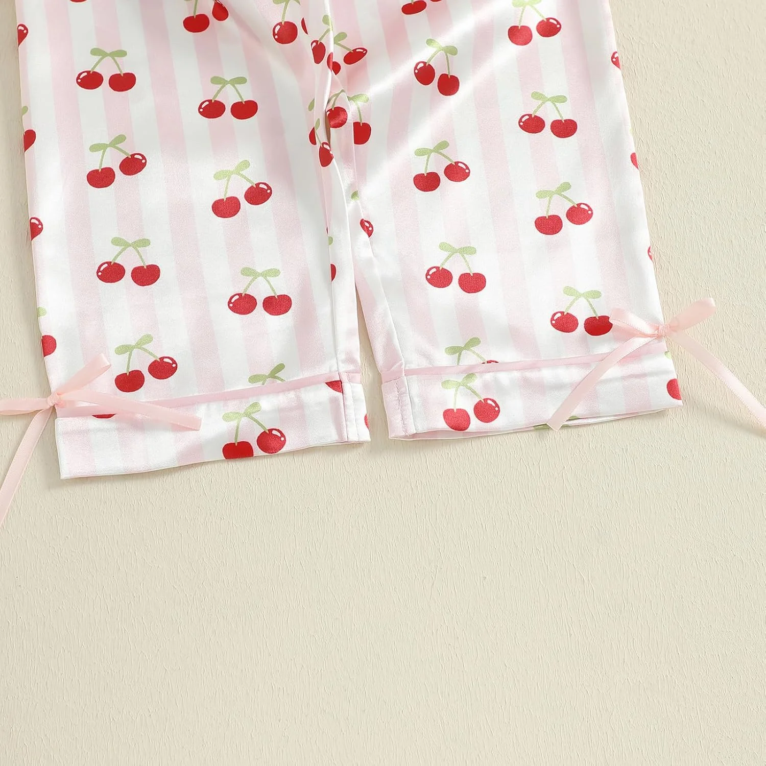 ست لباس خواب ساتن دخترانه MAHUAOYIXI، آستین بلند، یقه برگردان، طرح گیلاس، دکمه دار، تاپ و شلوار کمر کشی، ست 2 تکه، لباس خواب و راحتی نوزاد دختر