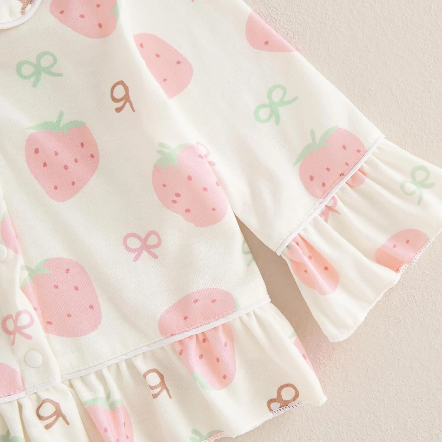 ست لباس خواب دخترانه MAHUAOYIXI، لباس راحتی، طرح قلب، آستین بلند، دکمه دار، تی شرت، بلوز و شلوار الاستیک، ست 2 تکه لباس برای دختران کوچک ست لباس خواب دخترانه MAHUAOYIXI، لباس راحتی، طرح قلب، آستین بلند، دکمه دار، تی شرت، بلوز و شلوار الاستیک، ست 2 تکه لباس برای دختران کوچک