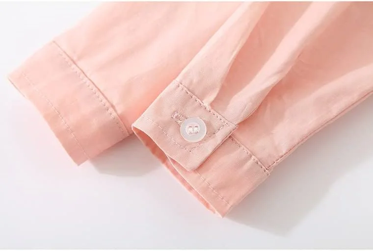 ست 4 تکه شیک کودک پسرانه Abolai شامل پیراهن صورتی، پاپیون، جلیقه چهارخانه و شلوار چهارخانه ست 4 تکه شیک کودک پسرانه Abolai شامل پیراهن صورتی، پاپیون، جلیقه چهارخانه و شلوار چهارخانه