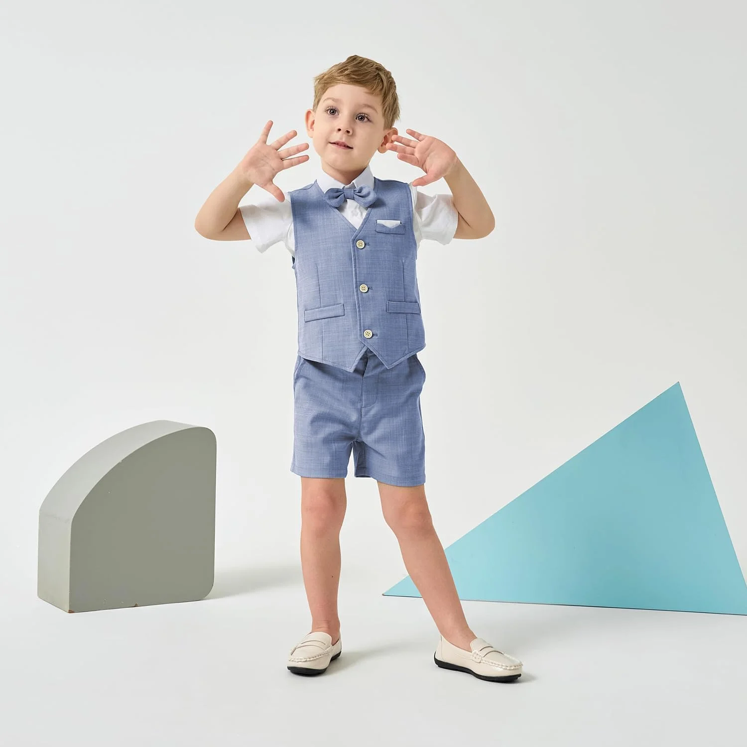 ست لباس تابستانی پسرانه - ست 4 تکه شامل پیراهن آستین کوتاه، جلیقه، پاپیون و شلوارک مناسب مراسم عروسی، جشن فارغ التحصیلی (آبی، 100 سانتی متر) ست لباس تابستانی پسرانه - ست 4 تکه شامل پیراهن آستین کوتاه، جلیقه، پاپیون و شلوارک مناسب مراسم عروسی، جشن فارغ التحصیلی (آبی، 100 سانتی متر)