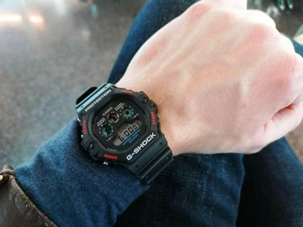ساعت مچی دیجیتال آنالوگ کاسیو مدل AW 500Bb 1E G Shock ساعت مچی دیجیتال آنالوگ کاسیو مدل AW 500Bb 1E G Shock