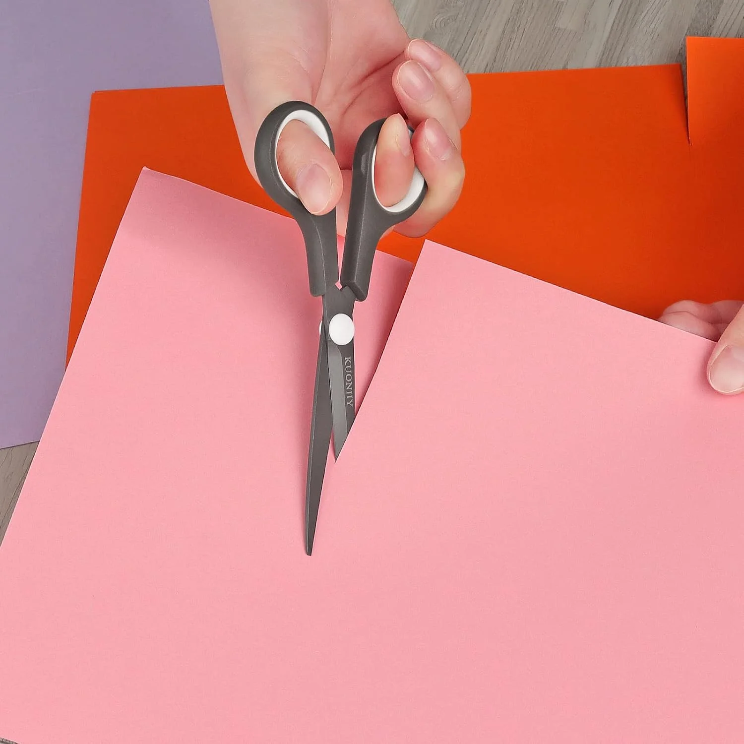 قیچی کوئونیی فوق العاده تیز با روکش تیتانیوم و دسته های نرم و راحت، قیچی چند منظوره 6.0 اینچ قیچی کوئونیی فوق العاده تیز با روکش تیتانیوم و دسته های نرم و راحت، قیچی چند منظوره 6.0 اینچ