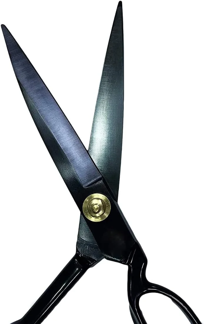 قیچی خیاطی JYC CREATIVE، قیچی حرفه ای خیاطی، قیچی کاردستی، قیچی در اندازه های مختلف، قیچی استیل ضد زنگ، قیچی برش پارچه، لوازم التحریر (26 سانتی متر، مشکی) قیچی خیاطی JYC CREATIVE، قیچی حرفه ای خیاطی، قیچی کاردستی، قیچی در اندازه های مختلف، قیچی استیل ضد زنگ، قیچی برش پارچه، لوازم التحریر (26 سانتی متر، مشکی)