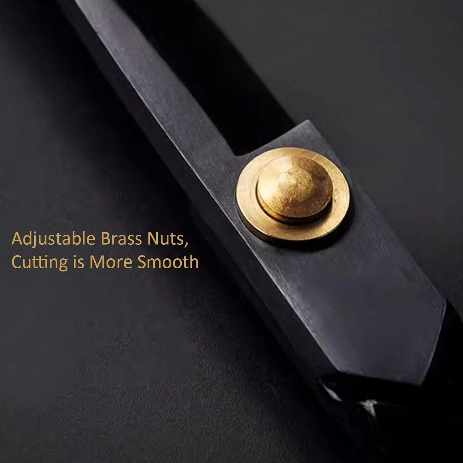 قیچی خیاطی Homlynn - 24 سانتیمتری (9 اینچ) قیچی خیاطی حرفهای، قیچی تیز فولاد کربنی بالا، قیچی چرم سنگین برای برش پارچه، لباس، چرم، مواد اولیه (مشکی) قیچی خیاطی Homlynn - 24 سانتیمتری (9 اینچ) قیچی خیاطی حرفهای، قیچی تیز فولاد کربنی بالا، قیچی چرم سنگین برای برش پارچه، لباس، چرم، مواد اولیه (مشکی)