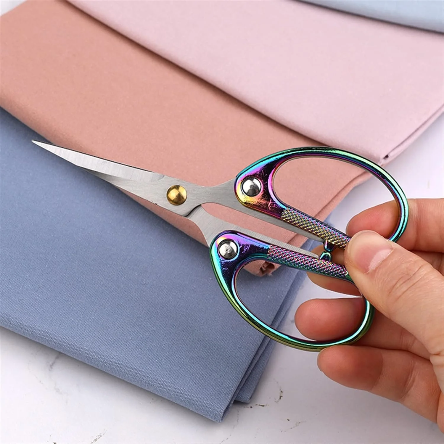 قیچی کوچک هودور، قیچی خیاطی بادوام، قیچی کوچک گلدوزی و صنایع دستی، ابزار خانگی