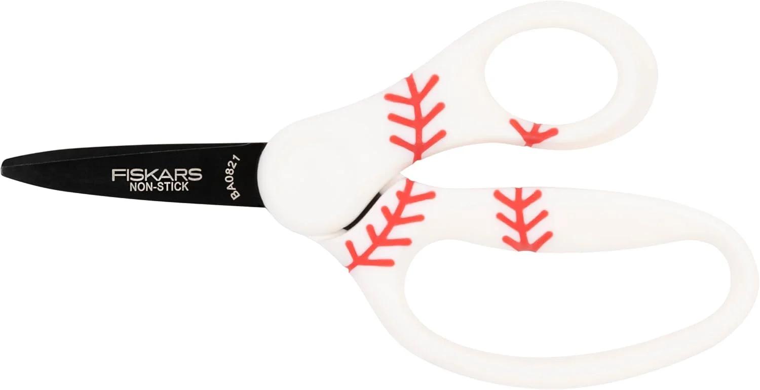 قیچی کودک Fiskars 5 اینچی MVP نچسب نوک تیز طرح بیسبال (134302-1003)