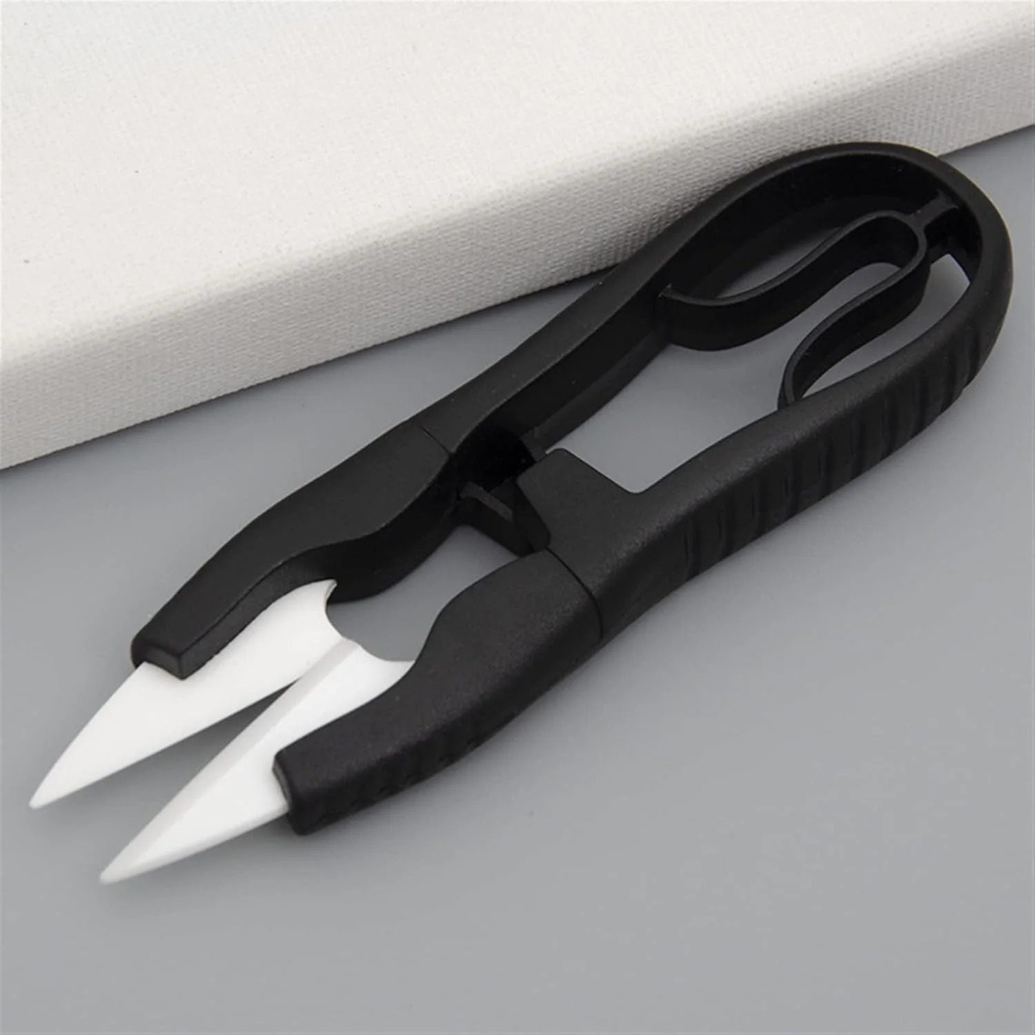 قیچی خیاطی CENMOO به همراه روکش، مناسب برای گلدوزی، سوزن دوزی و برش خیاطی