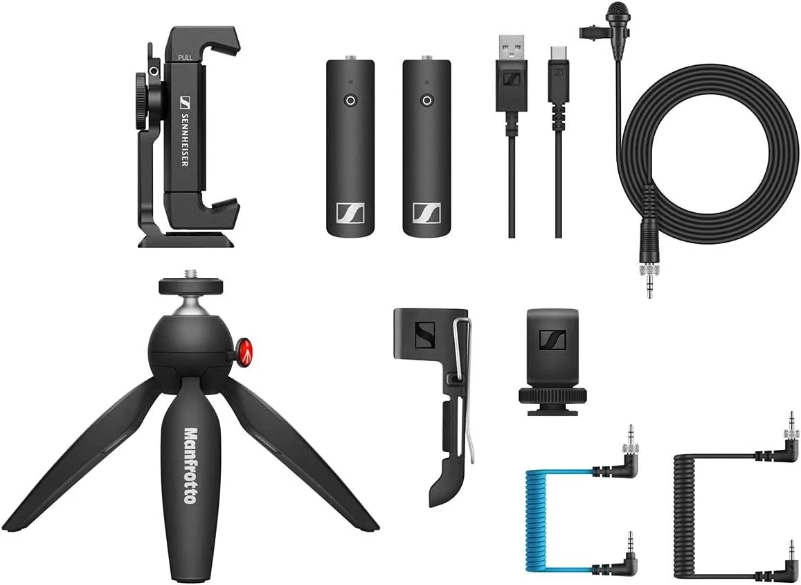 مجموعه میکروفون یقه ای بی سیم Sennheiser XSW-D Portable Lav Mobile Kit برای تولیدکنندگان محتوای موبایل و دوربین مجموعه میکروفون یقه ای بی سیم Sennheiser XSW-D Portable Lav Mobile Kit برای تولیدکنندگان محتوای موبایل و دوربین