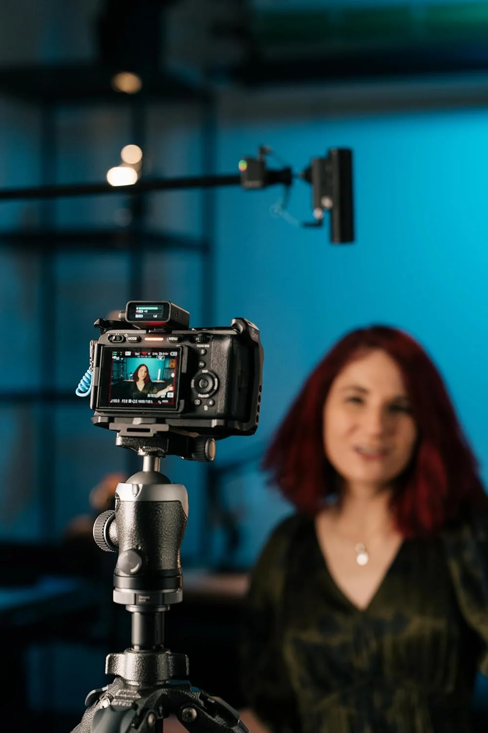 سیستم میکروفون بی سیم یک کاناله همه کاره 2.4 گیگاهرتزی Sennheiser Pro Audio Profile | شامل گیرنده، فرستنده میکروفون کلیپسی، لوازم جانبی نصب و کیف حمل