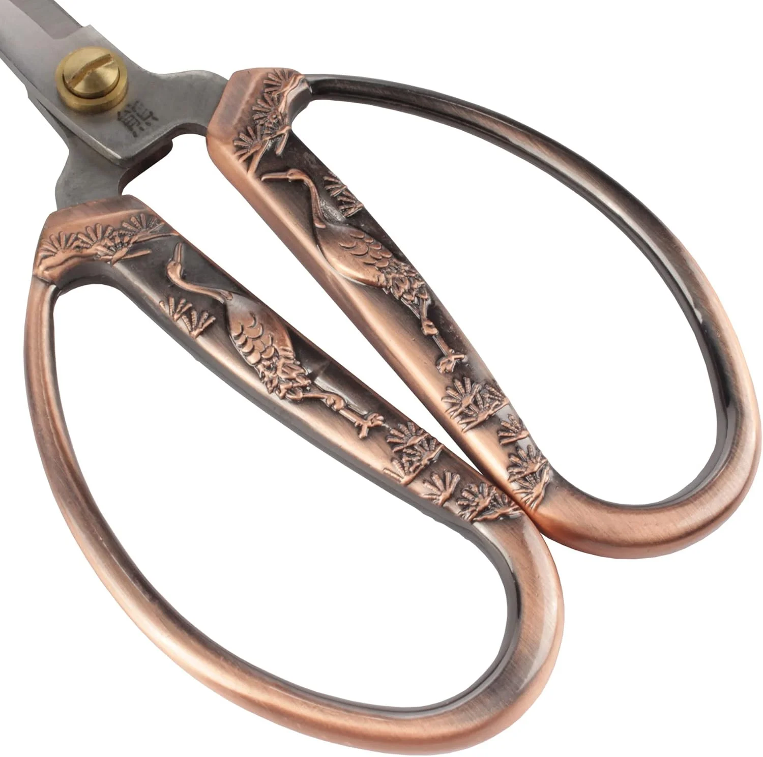 قیچی گلدوزی صنایع دستی BambooMN با دسته های تزئینی، طرح درنا - مسی، 5.25 اینچ قیچی گلدوزی صنایع دستی BambooMN با دسته های تزئینی، طرح درنا - مسی، 5.25 اینچ