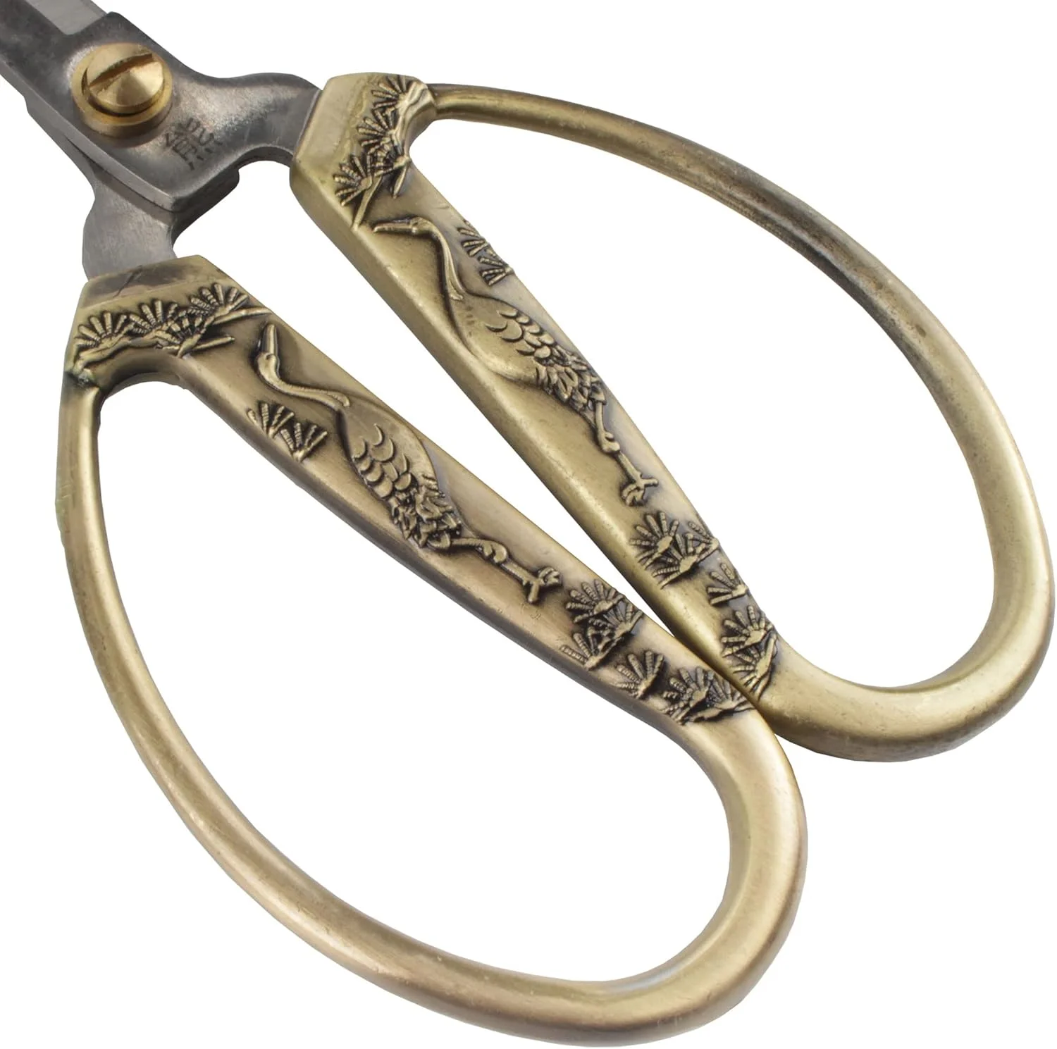 قیچی گلدوزی بامبو ام ان با دسته های تزئینی ریخته گری شده، طرح درنا - 2 اندازه مختلف قیچی گلدوزی بامبو ام ان با دسته های تزئینی ریخته گری شده، طرح درنا - 2 اندازه مختلف