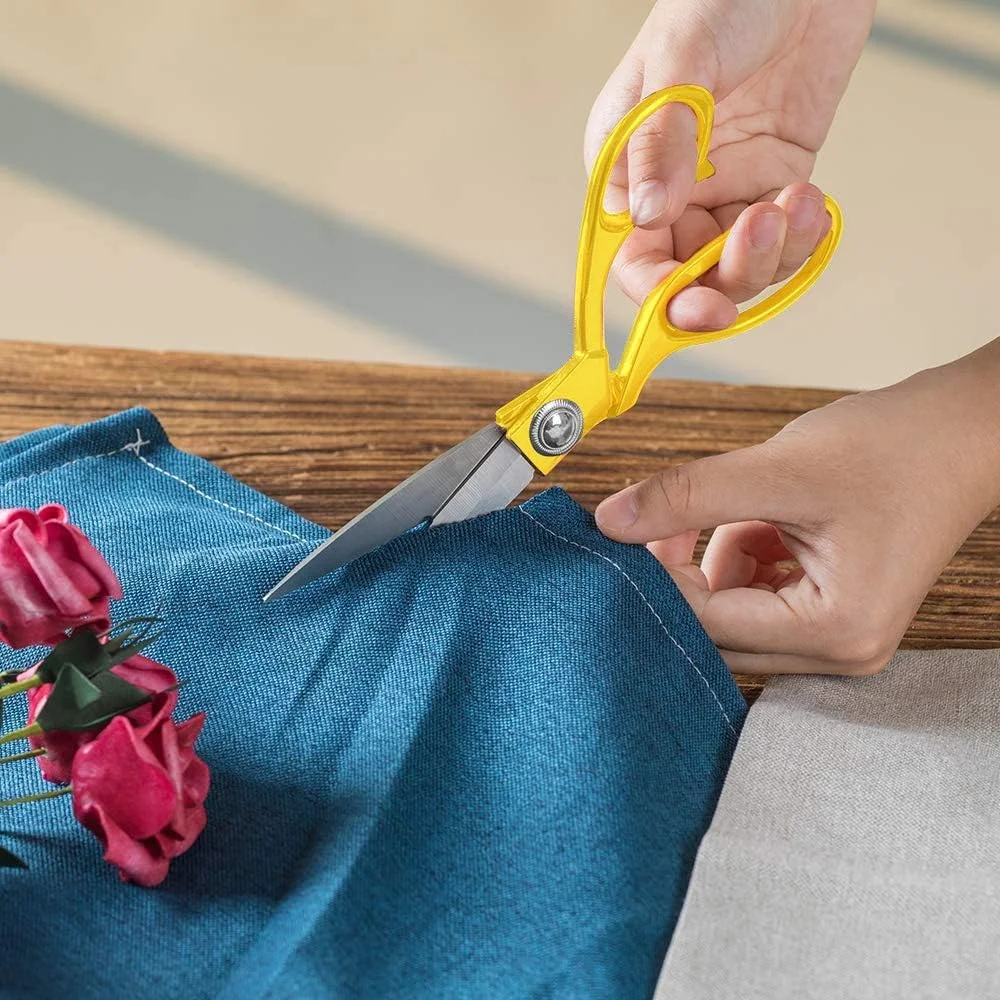 قیچی خیاطی دسته برنجی Bambalio BA021 - سایز 9.5 اینچ قیچی خیاطی دسته برنجی Bambalio BA021 - سایز 9.5 اینچ