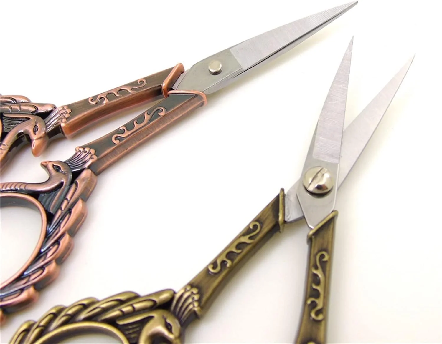 قیچی طرحدار AUEMNUR، قیچی توری، طرح موج، سر گرد کوچک، ابزار هنری، لوازم التحریر، قیچی کاردستی (Hortel) قیچی طرحدار AUEMNUR، قیچی توری، طرح موج، سر گرد کوچک، ابزار هنری، لوازم التحریر، قیچی کاردستی (Hortel)