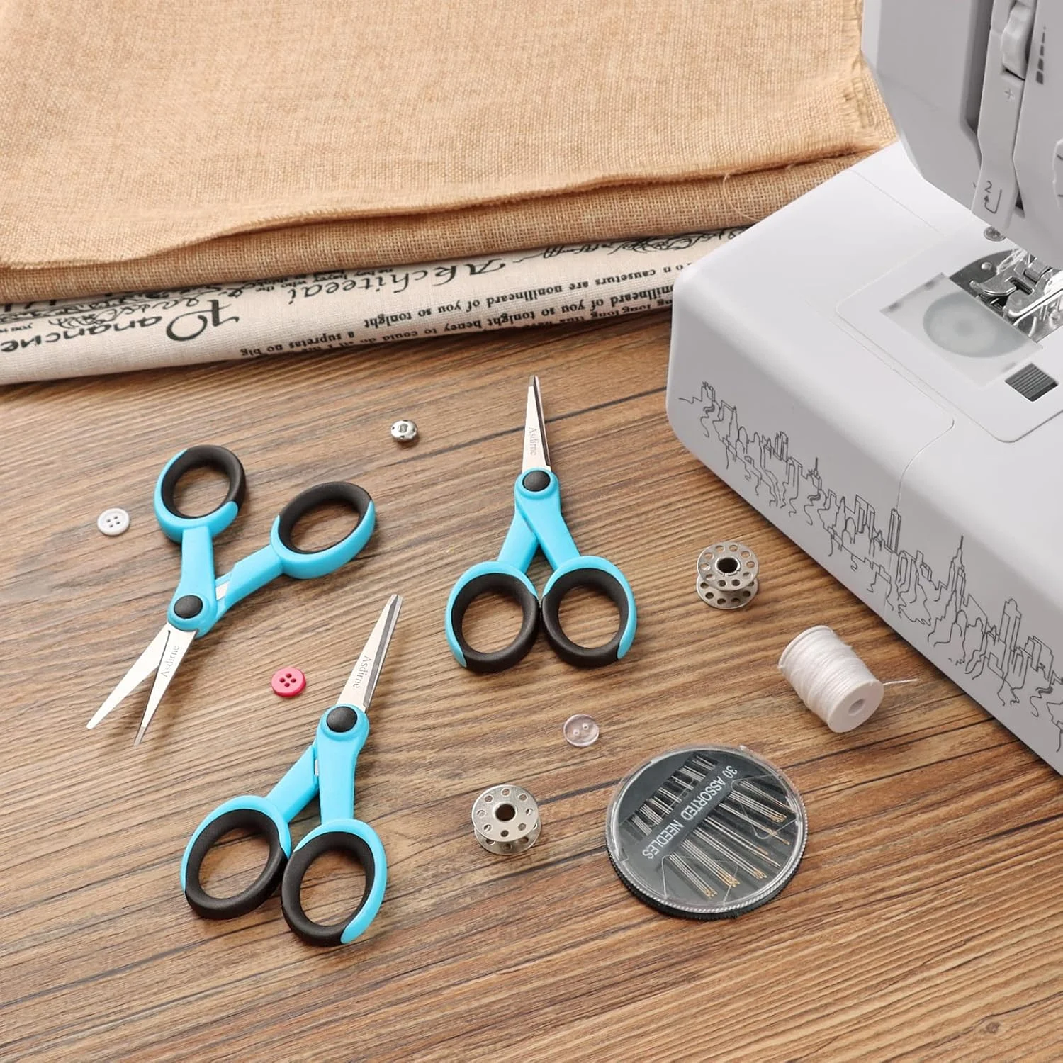 قیچی های ظریف کاری 5 اینچی Asdirne، قیچی گلدوزی با تیغه تیز استیل ضد زنگ و دسته های نرم، مناسب برای خیاطی، کاردستی، دفتر و مدرسه، 3 عدد، آبی/مشکی قیچی های ظریف کاری 5 اینچی Asdirne، قیچی گلدوزی با تیغه تیز استیل ضد زنگ و دسته های نرم، مناسب برای خیاطی، کاردستی، دفتر و مدرسه، 3 عدد، آبی/مشکی